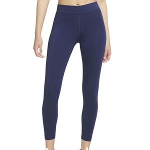 Women's Nike Sportswear Essential Midrise Ankle Leggings